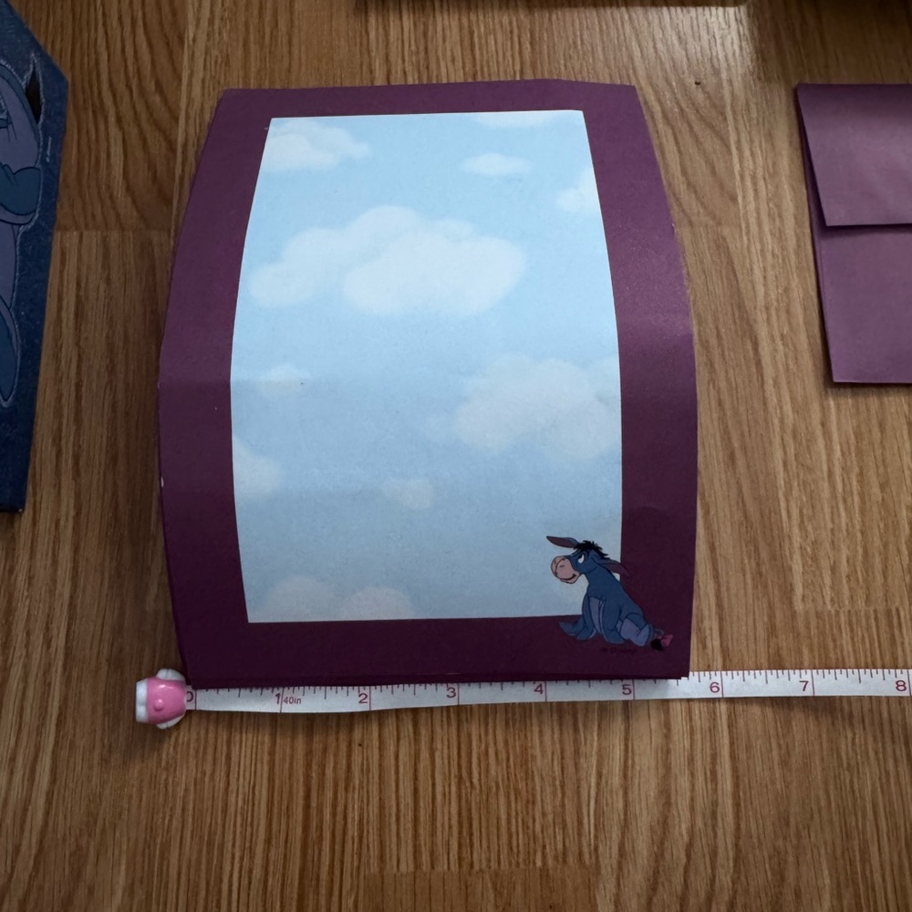 {Disney} Eeyore Stationery Set - Picture 8 of 11